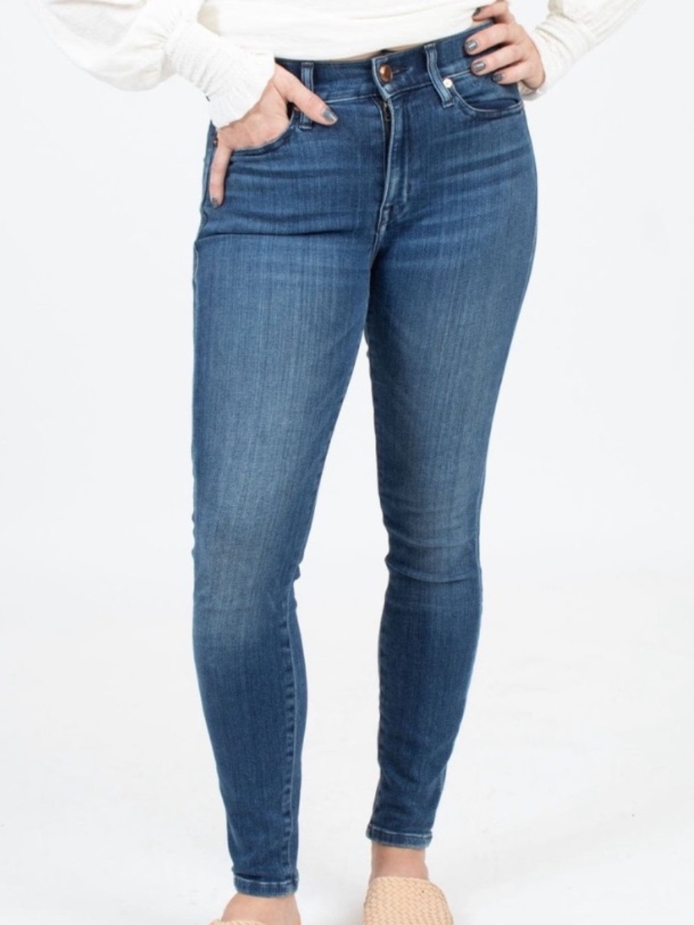 AYR The Chiller Mid-Rise Skinny Jeans Medium Blue Wash Minimalist Neutral 28